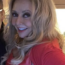 Carol Vorderman – Red Leather